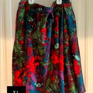 Madison Skirt, pull on with pockets
